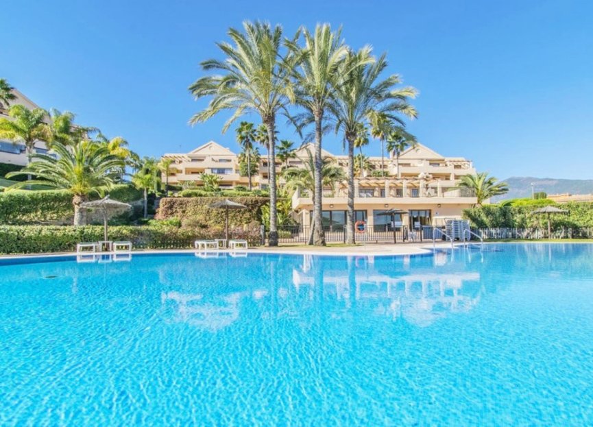 Resale - Apartment - Penthouse - Estepona - Atalaya