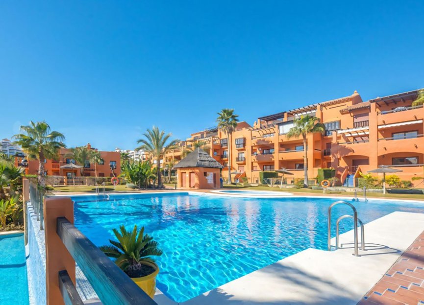 Resale - Apartment - Penthouse - Estepona - Atalaya