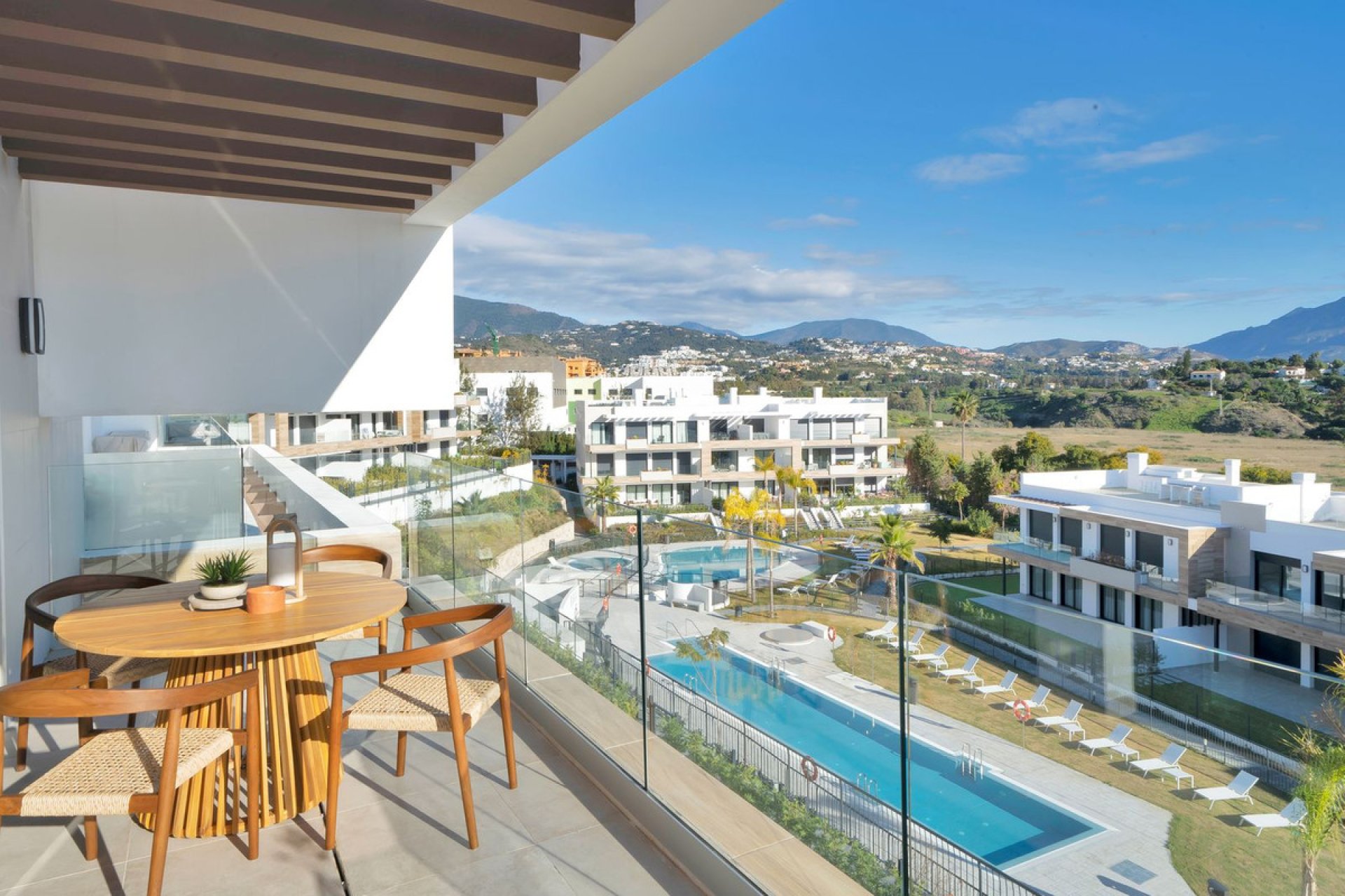 Resale - Apartment - Penthouse - Estepona - Atalaya