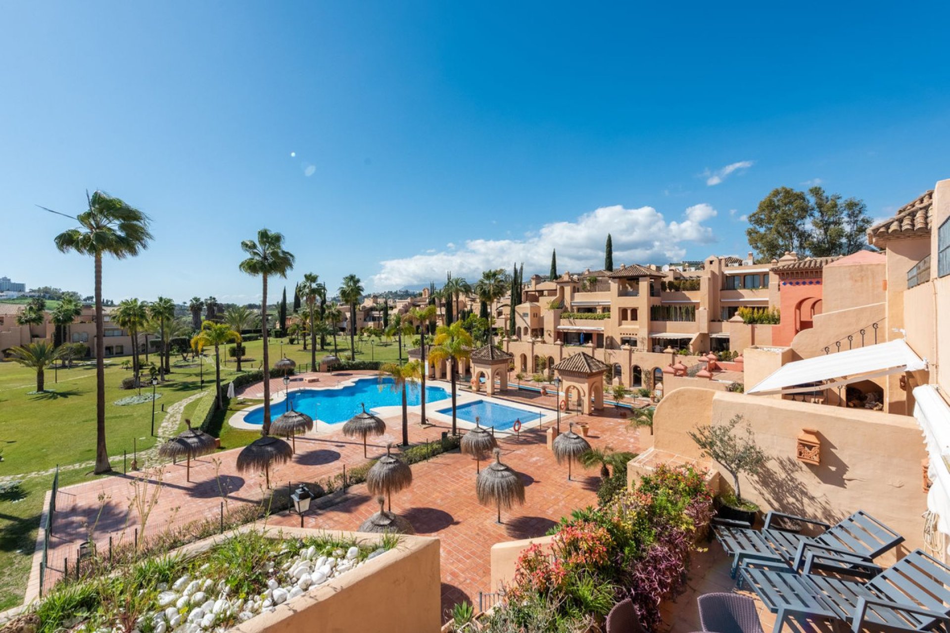 Resale - Apartment - Penthouse - Estepona - Atalaya