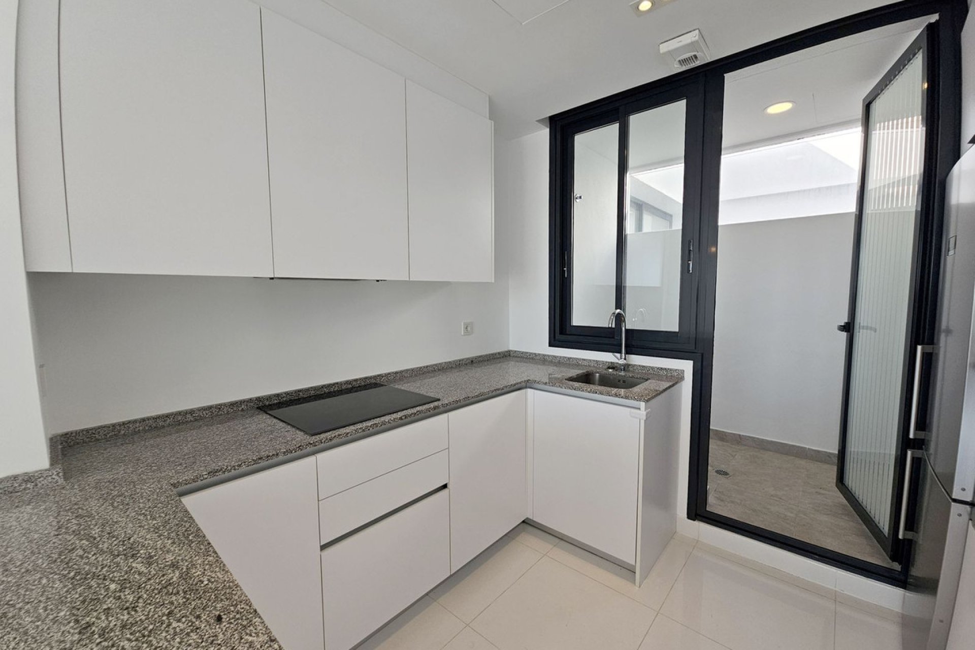 Resale - Apartment - Penthouse - Estepona - Atalaya