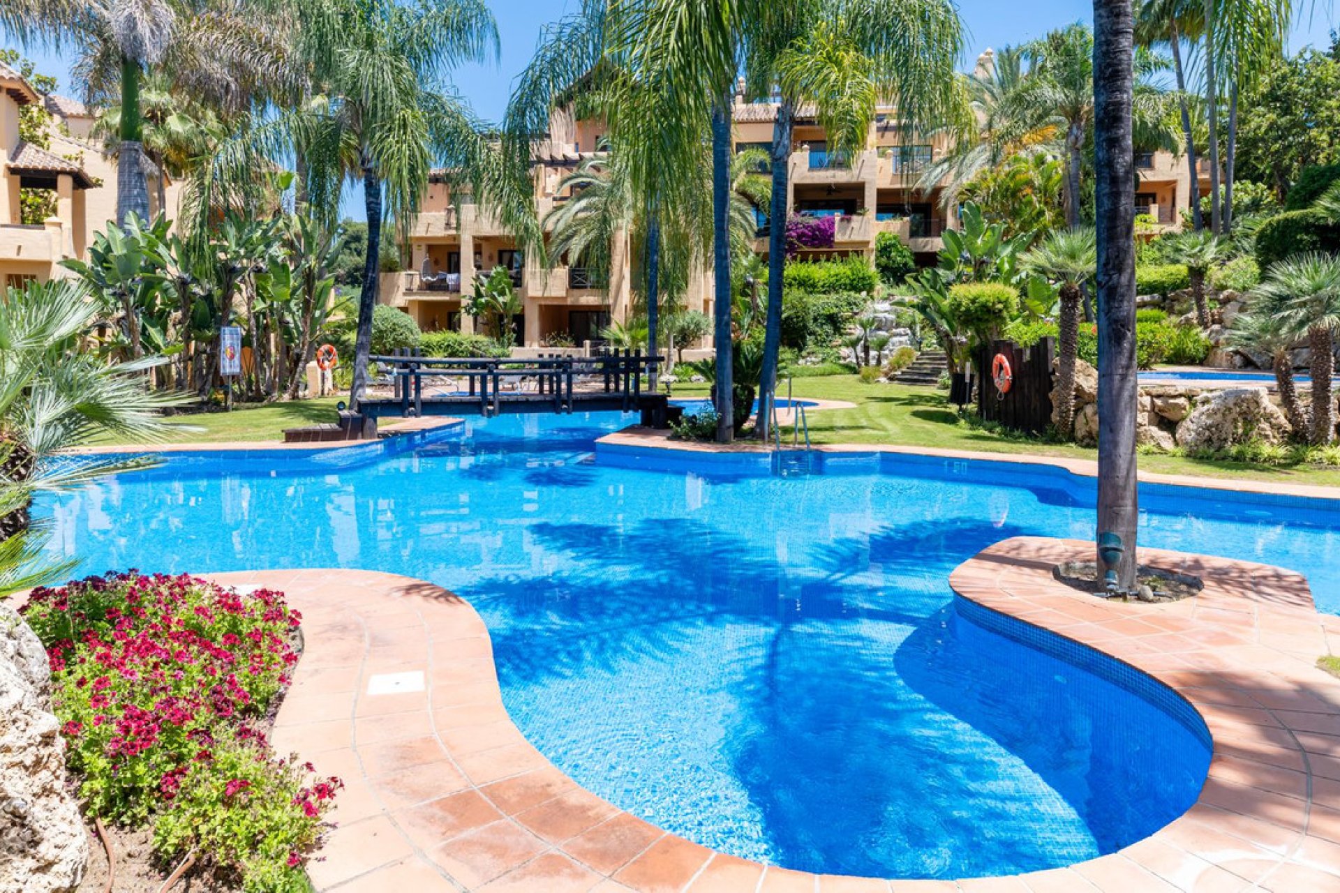 Resale - Apartment - Penthouse - Estepona - Atalaya