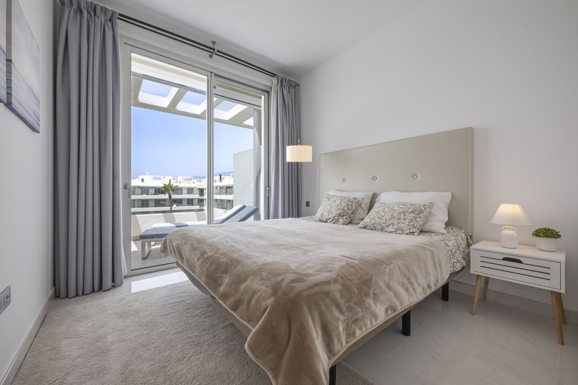 Resale - Apartment - Penthouse - Estepona - Bel Air