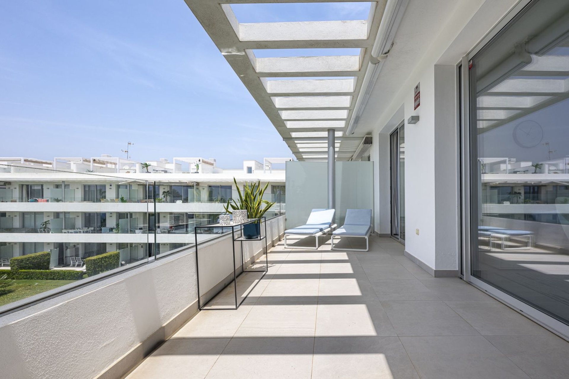 Resale - Apartment - Penthouse - Estepona - Bel Air