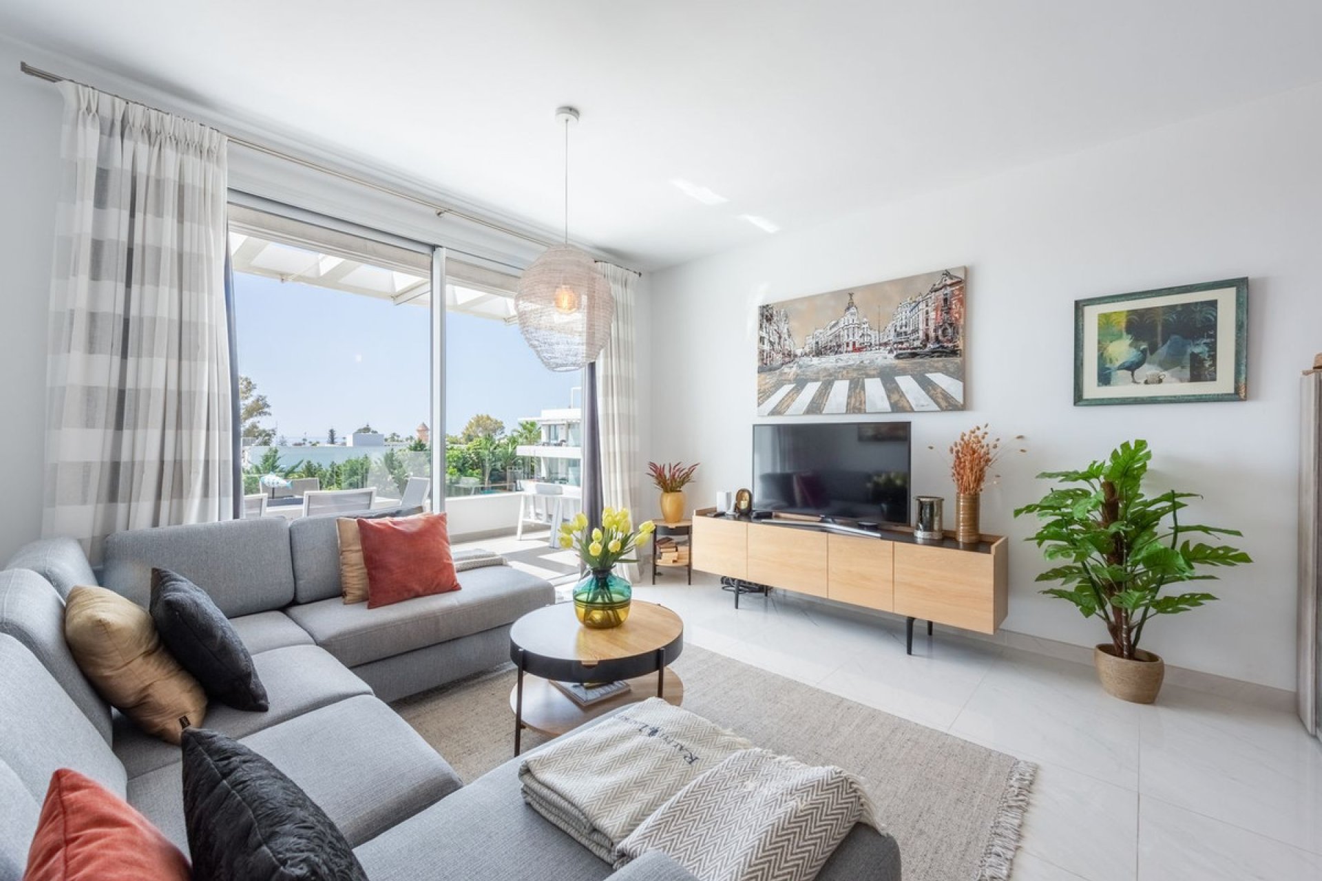 Resale - Apartment - Penthouse - Estepona - Bel Air