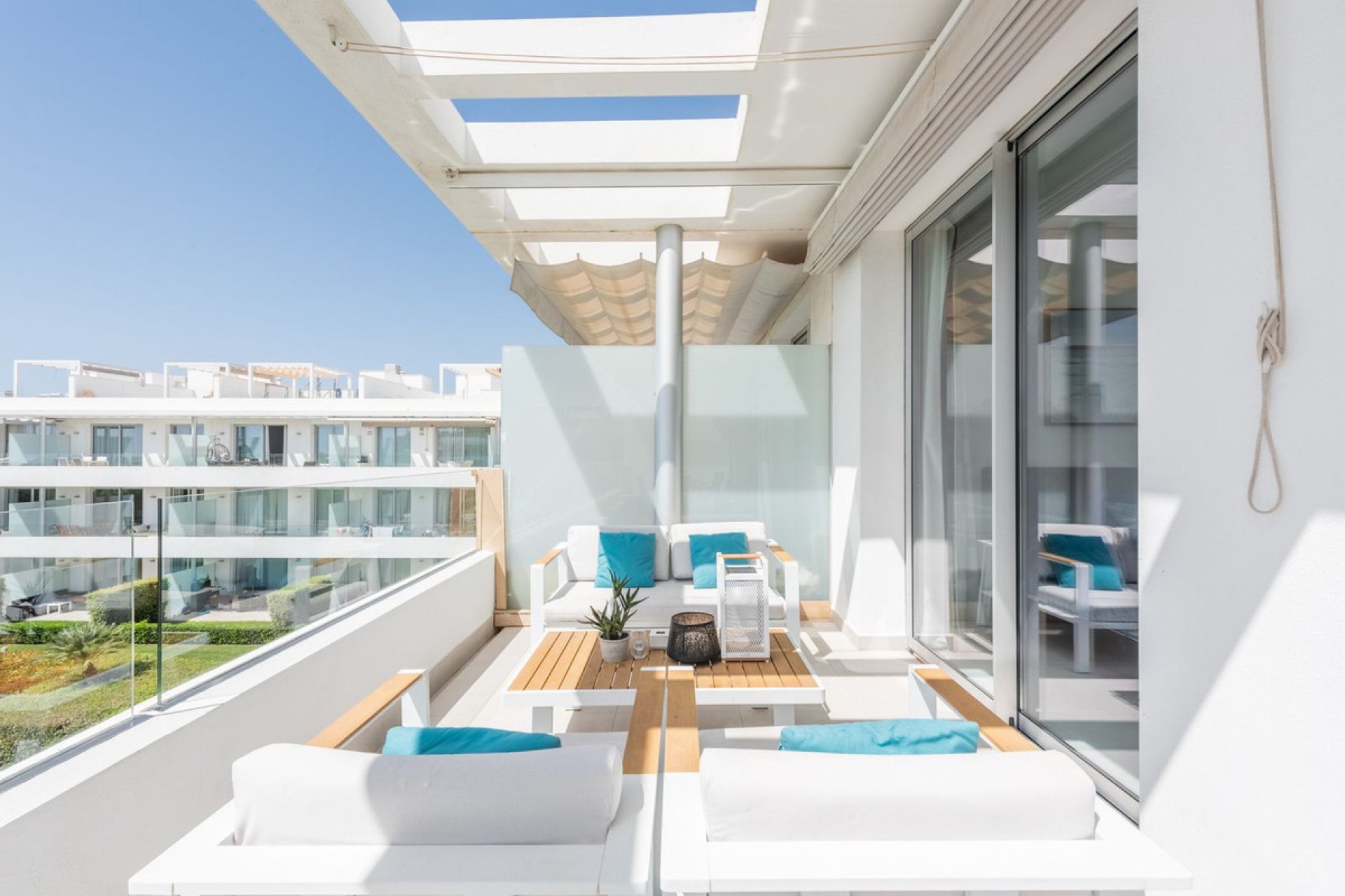 Resale - Apartment - Penthouse - Estepona - Bel Air