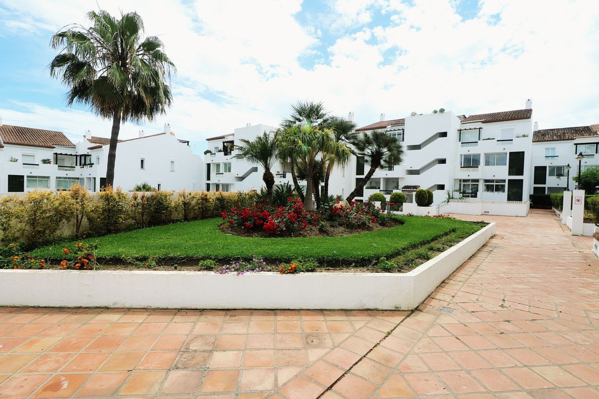 Resale - Apartment - Penthouse - Estepona - Bel Air