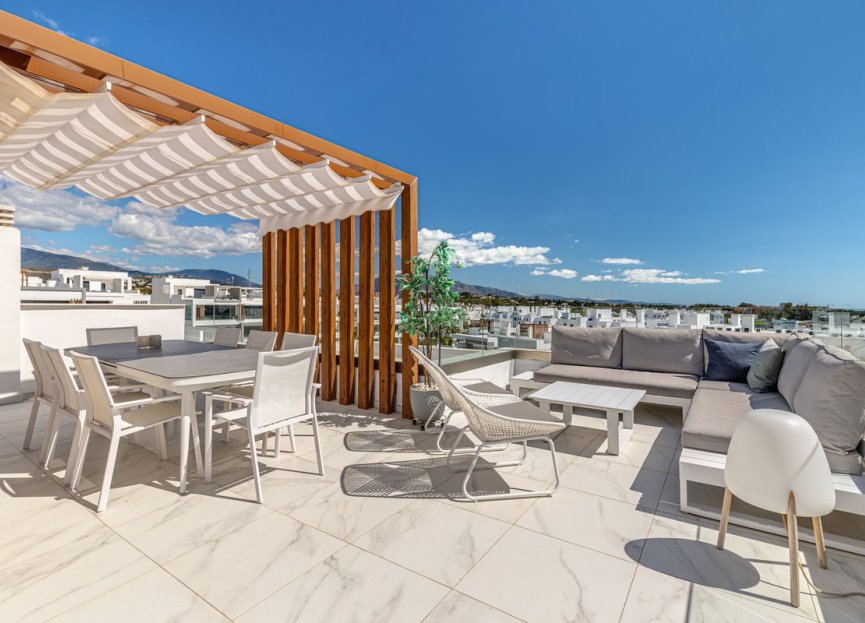 Resale - Apartment - Penthouse - Estepona - Cancelada
