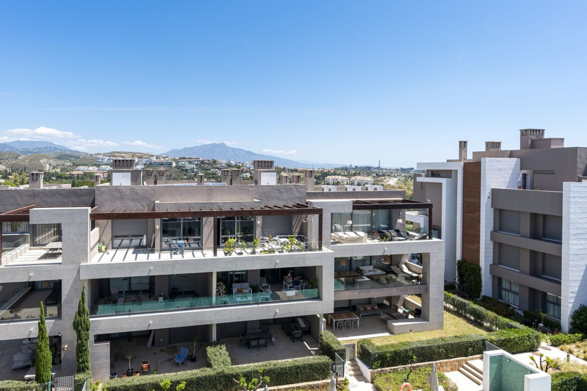 Resale - Apartment - Penthouse - Estepona - Cancelada