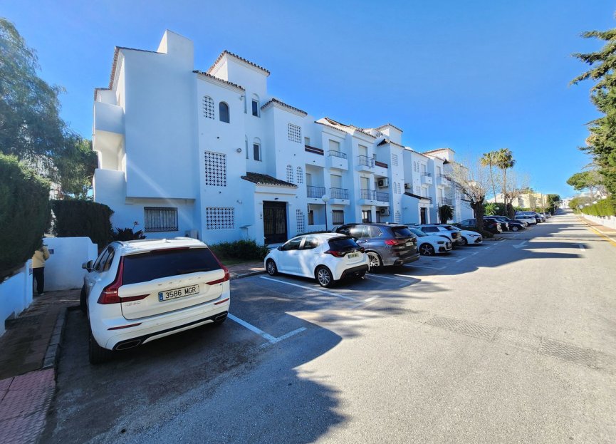 Resale - Apartment - Penthouse - Estepona - Costalita