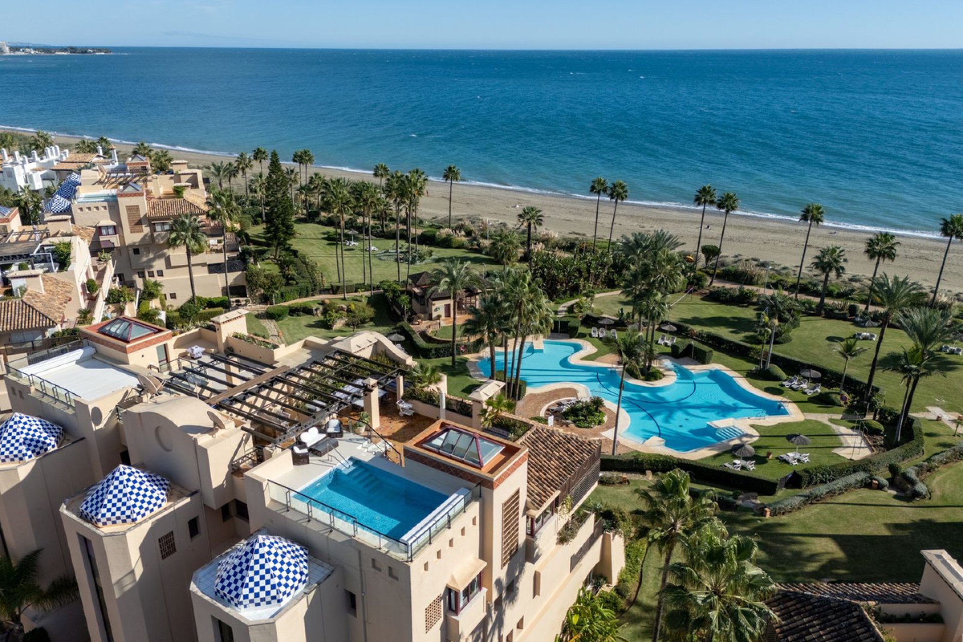 Resale - Apartment - Penthouse - Estepona - Costalita