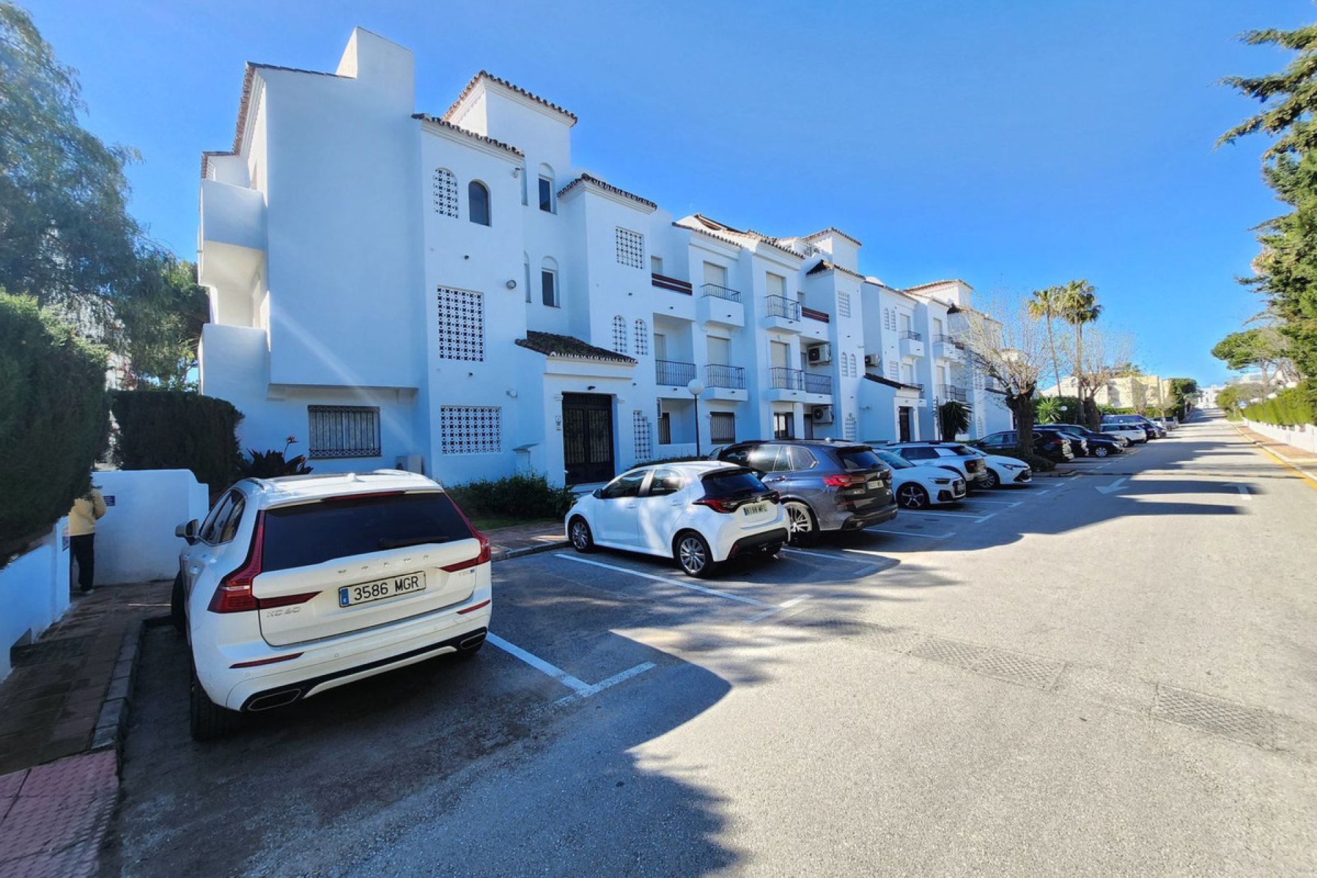 Resale - Apartment - Penthouse - Estepona - Costalita