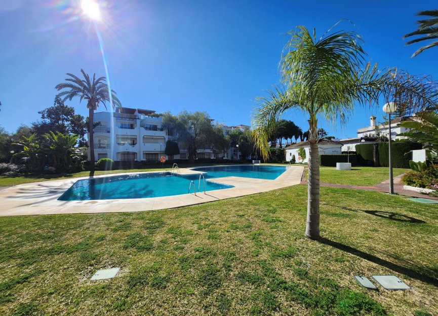 Resale - Apartment - Penthouse - Estepona - Costalita