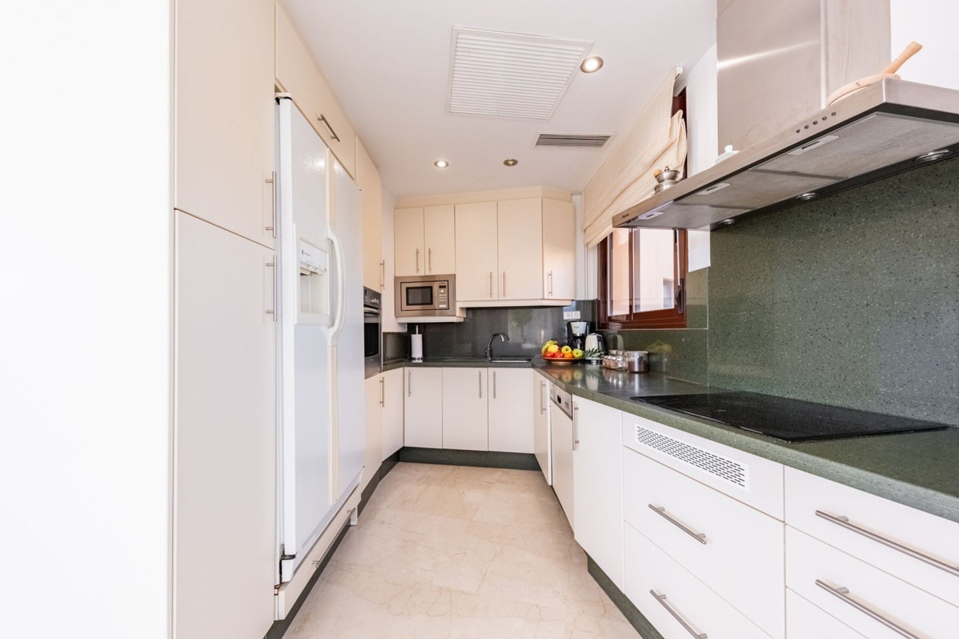 Resale - Apartment - Penthouse - Estepona - Costalita