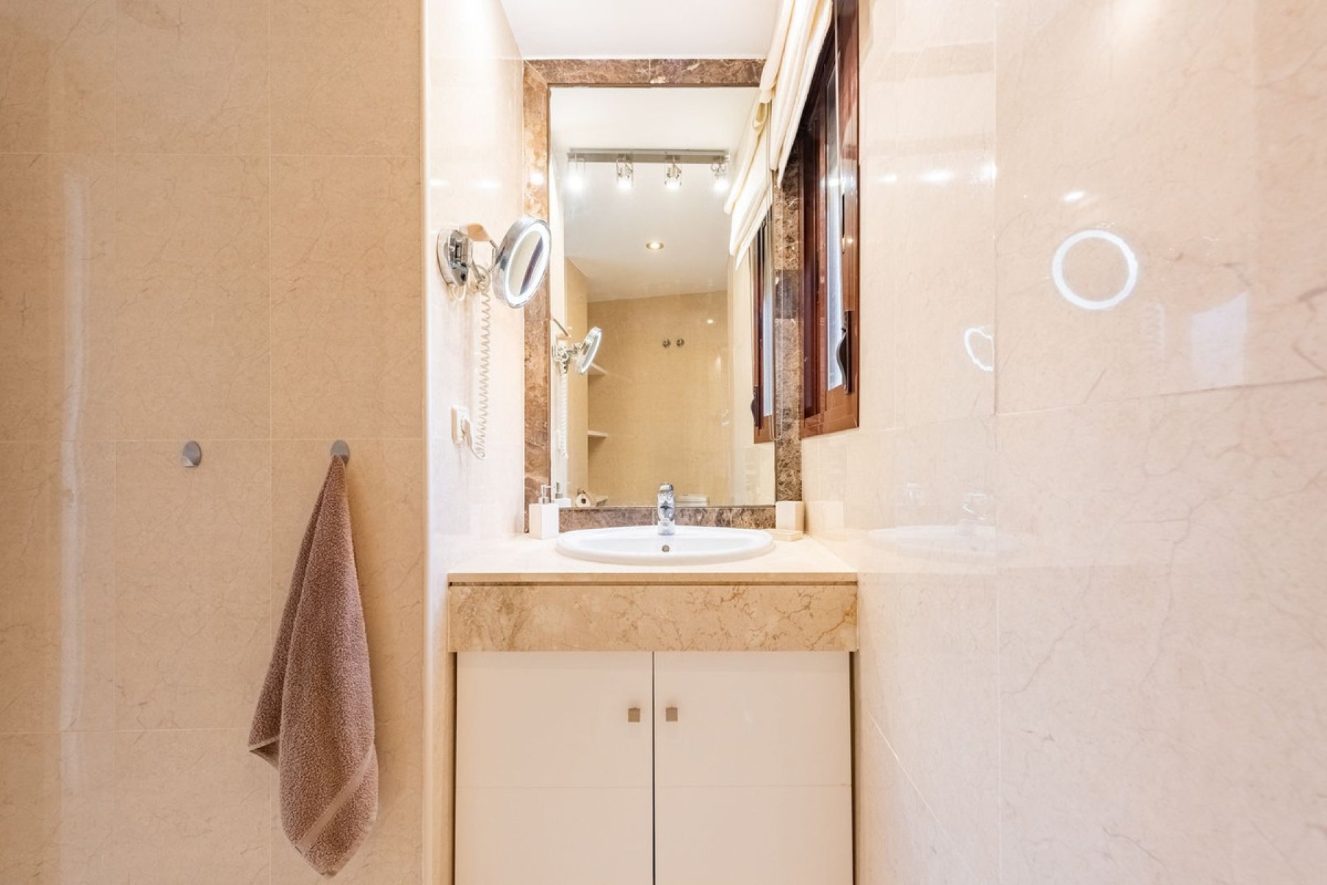 Resale - Apartment - Penthouse - Estepona - Costalita