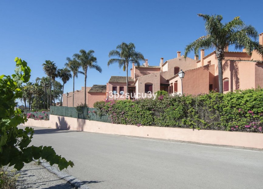 Resale - Apartment - Penthouse - Estepona - El Padron