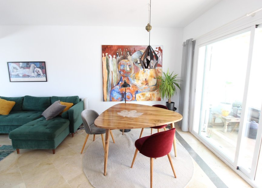 Resale - Apartment - Penthouse - Estepona - El Presidente