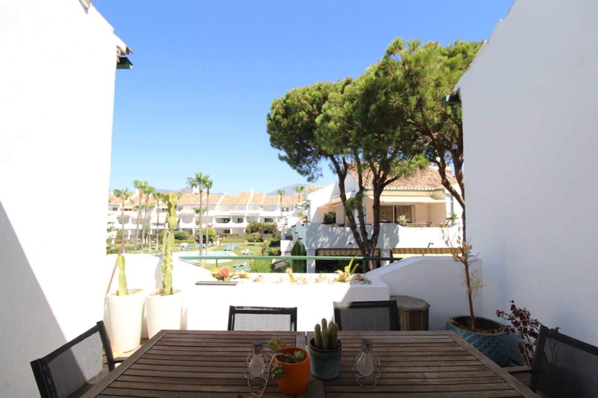 Resale - Apartment - Penthouse - Estepona - El Presidente