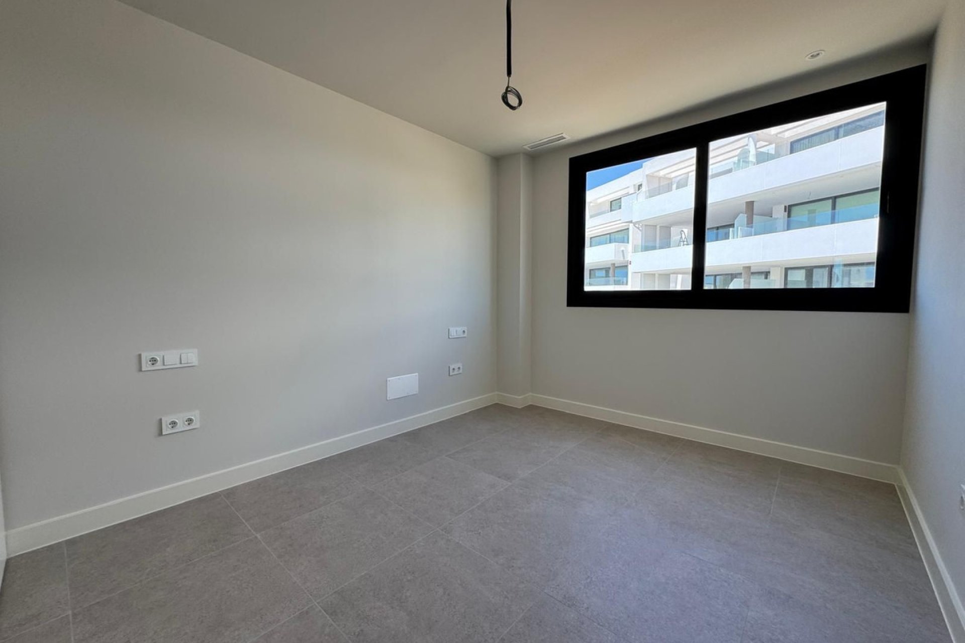 Resale - Apartment - Penthouse - Estepona - Estepona Centro