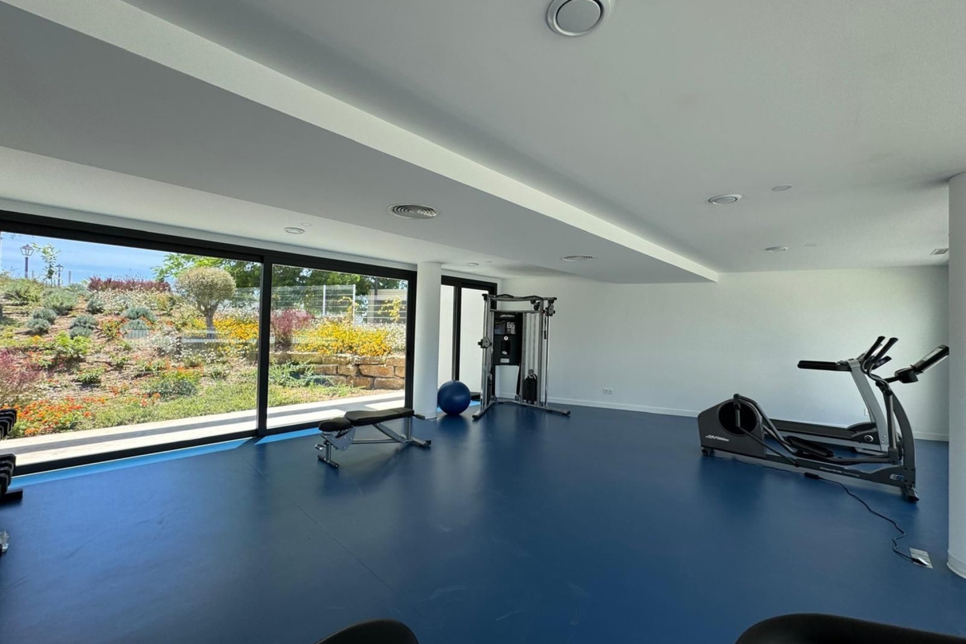 Resale - Apartment - Penthouse - Estepona - Estepona Centro