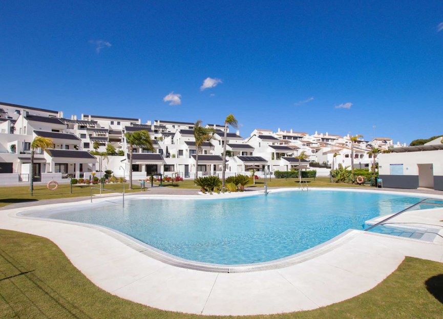 Resale - Apartment - Penthouse - Estepona - Estepona Centro