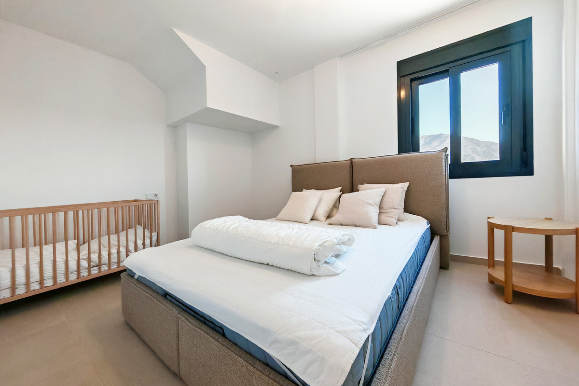 Resale - Apartment - Penthouse - Estepona - Estepona Centro