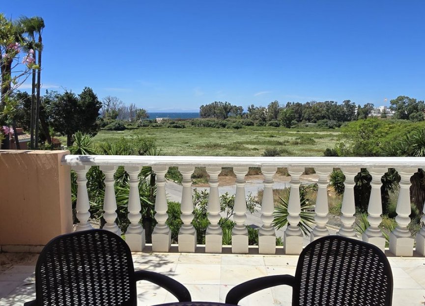 Resale - Apartment - Penthouse - Estepona - Estepona Centro