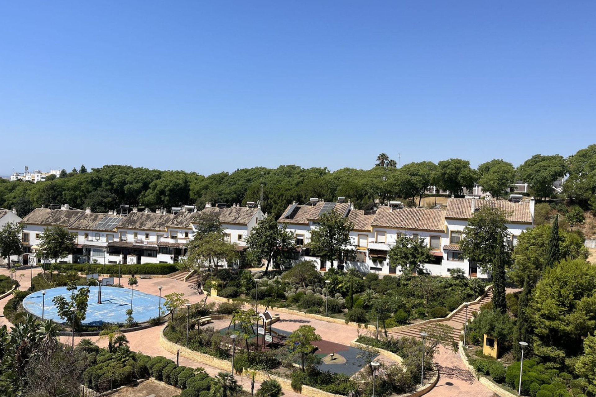 Resale - Apartment - Penthouse - Estepona - Estepona Centro