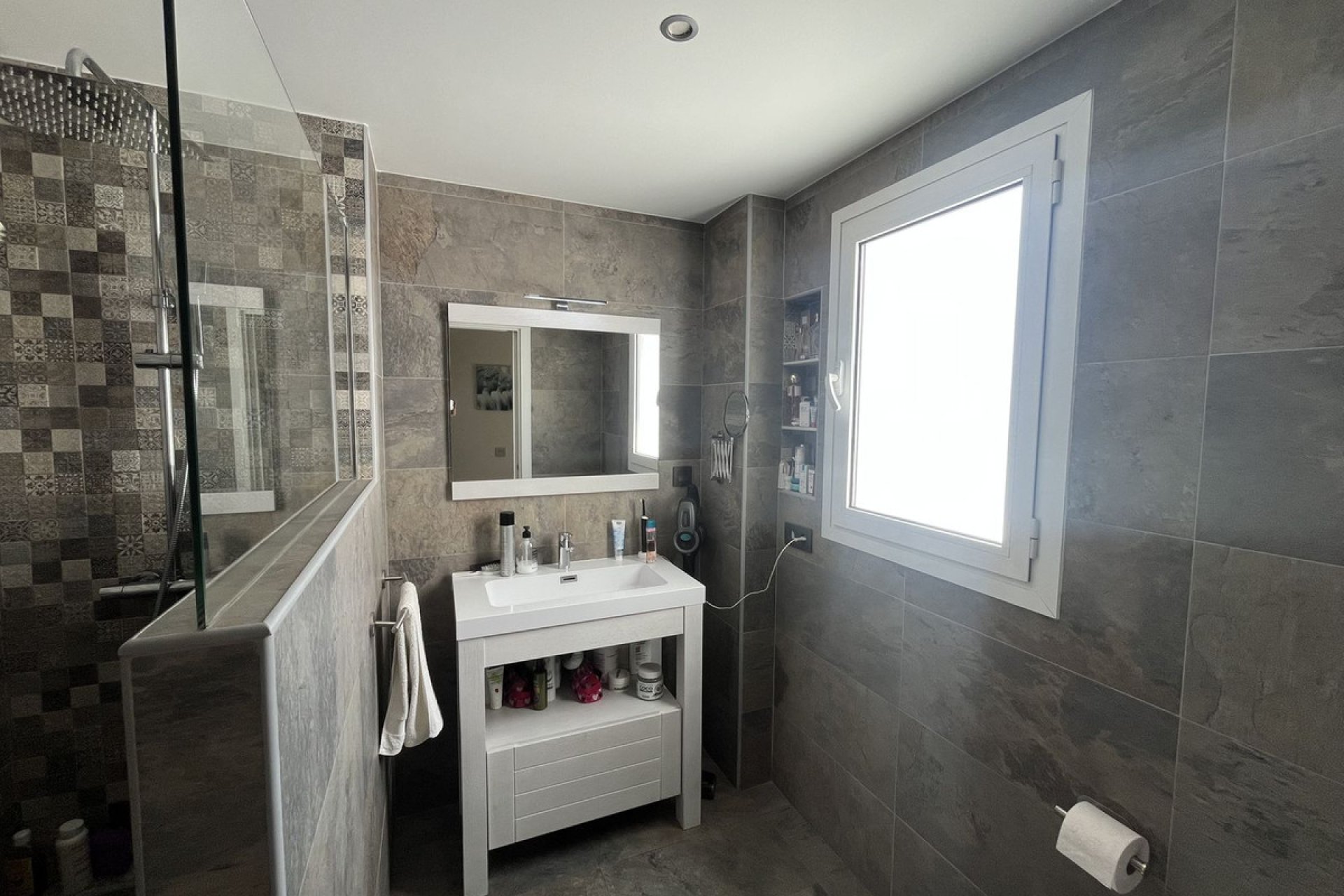 Resale - Apartment - Penthouse - Estepona - Estepona Centro