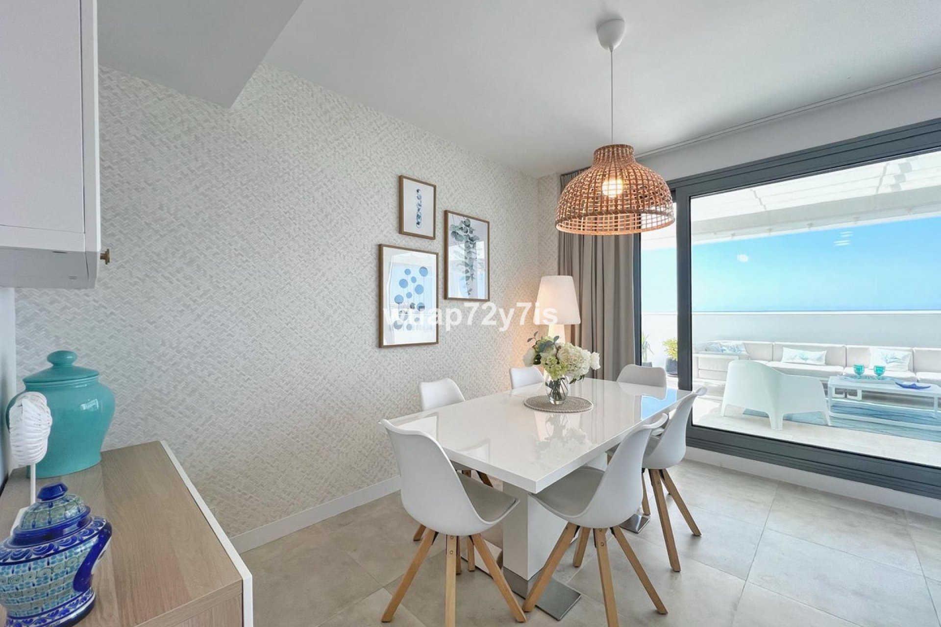 Resale - Apartment - Penthouse - Estepona - Estepona Centro