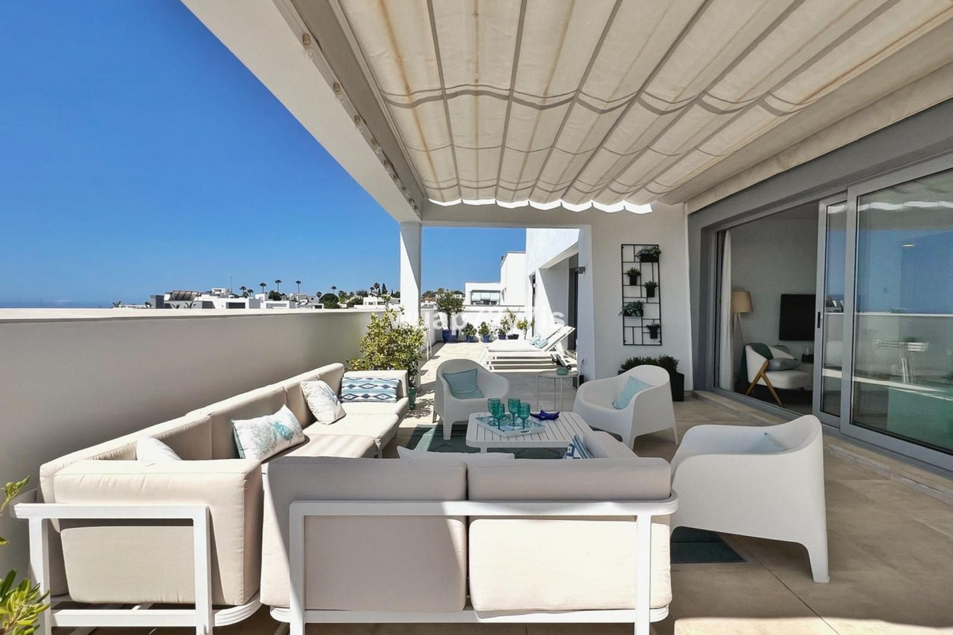 Resale - Apartment - Penthouse - Estepona - Estepona Centro