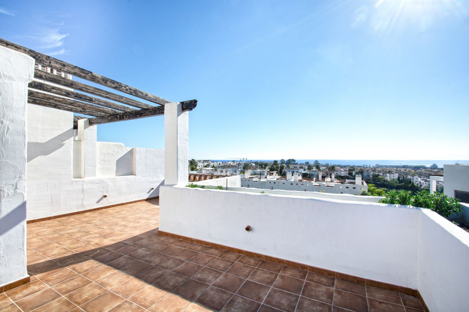 Resale - Apartment - Penthouse - Estepona - Estepona Centro