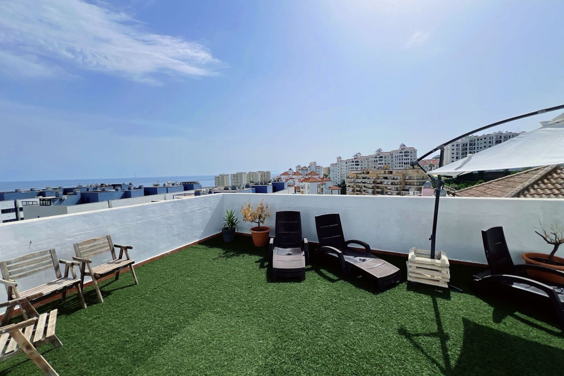 Resale - Apartment - Penthouse - Estepona - Estepona Centro