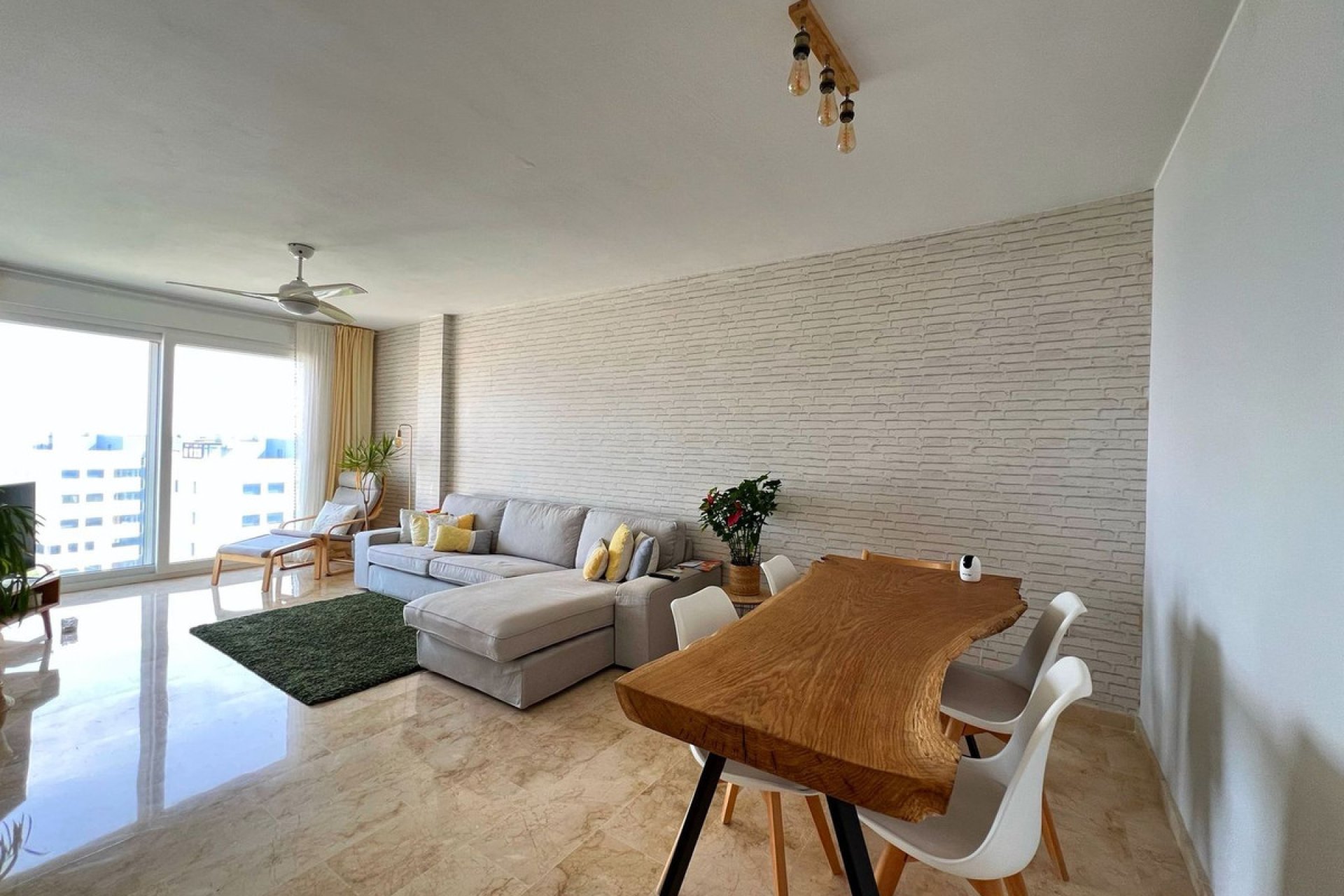Resale - Apartment - Penthouse - Estepona - Estepona Centro