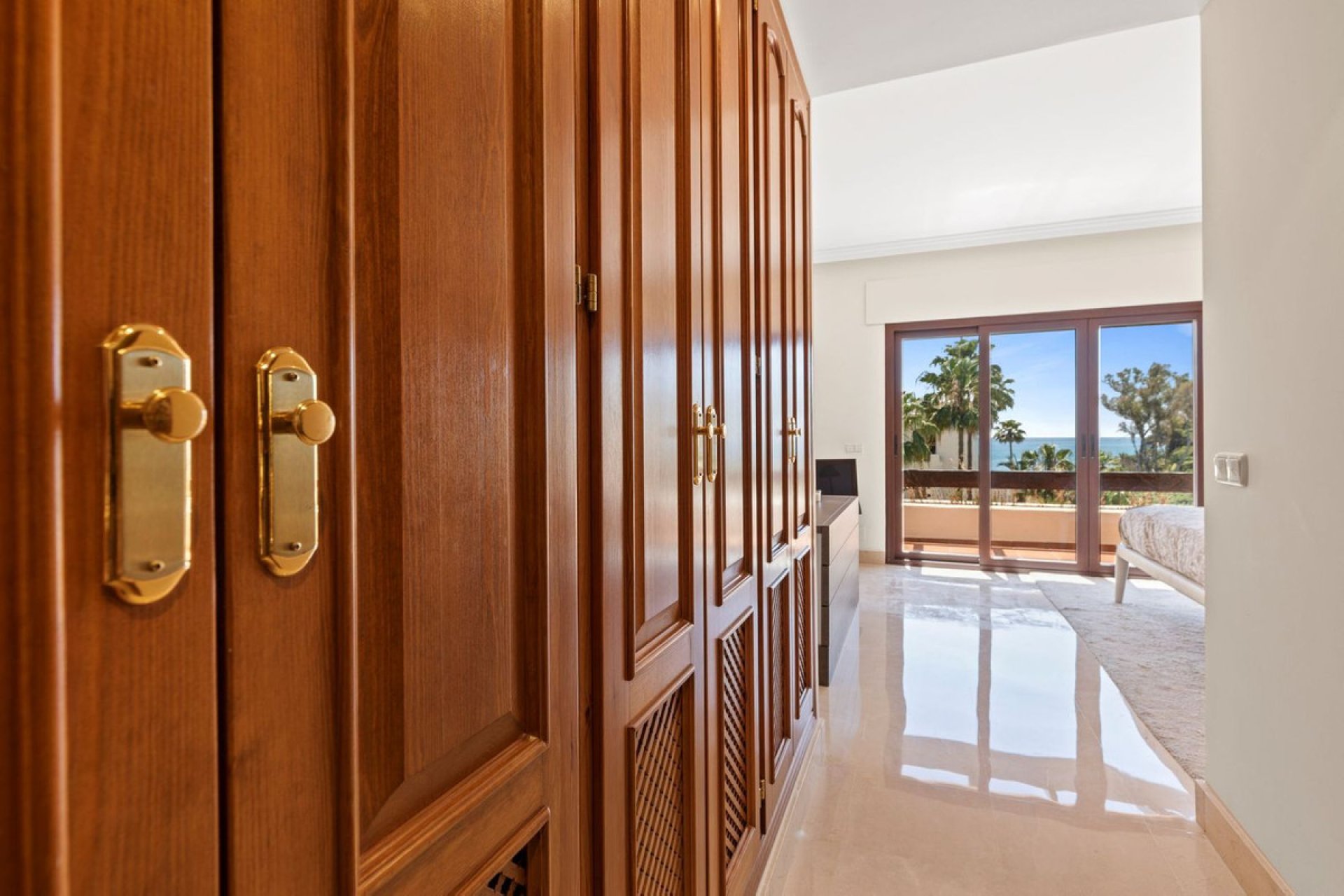 Resale - Apartment - Penthouse - Estepona - Estepona Centro
