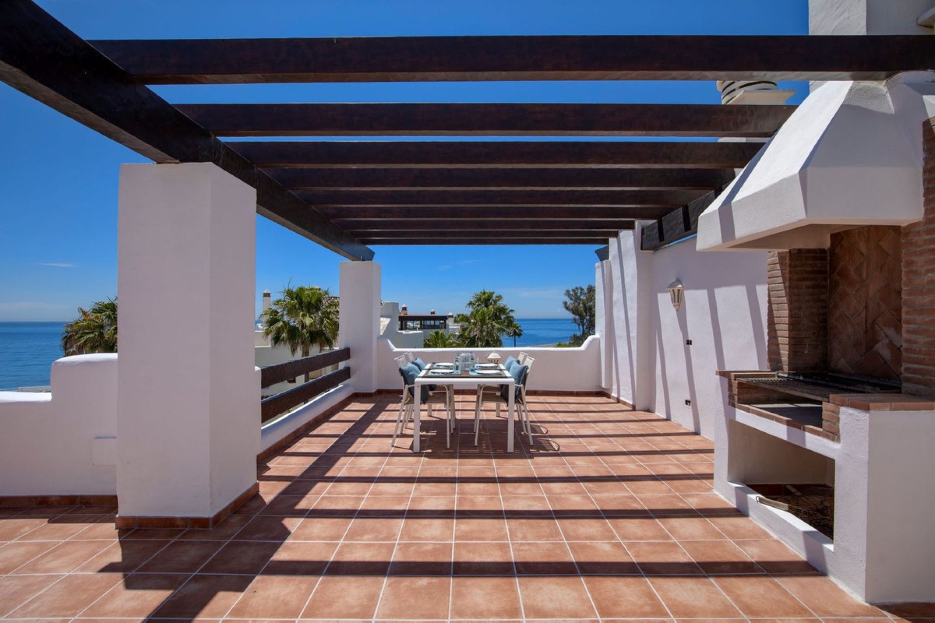 Resale - Apartment - Penthouse - Estepona - Estepona Centro