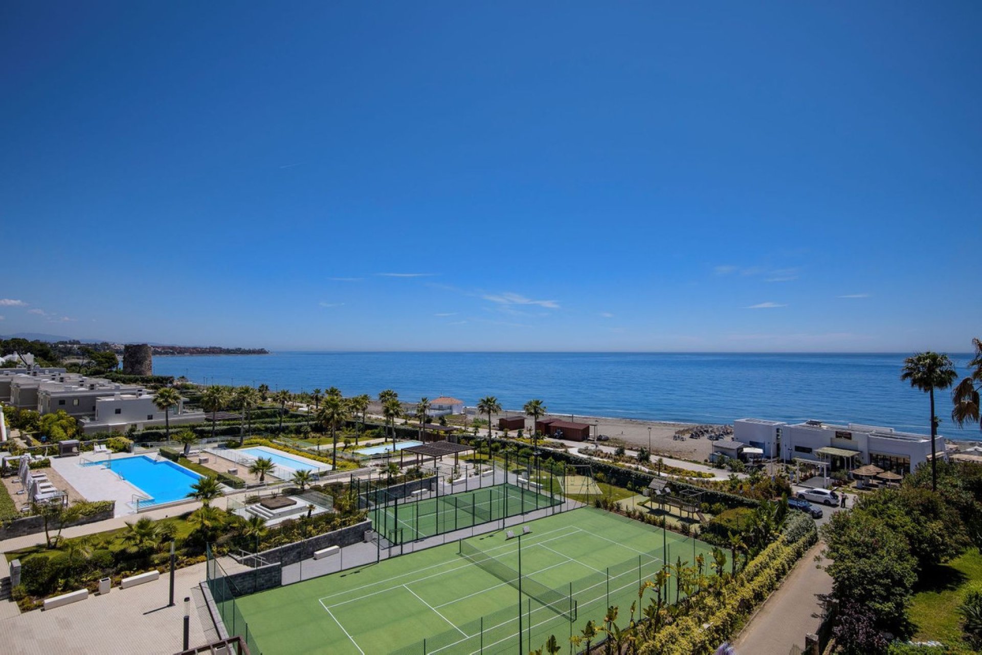 Resale - Apartment - Penthouse - Estepona - Estepona Centro