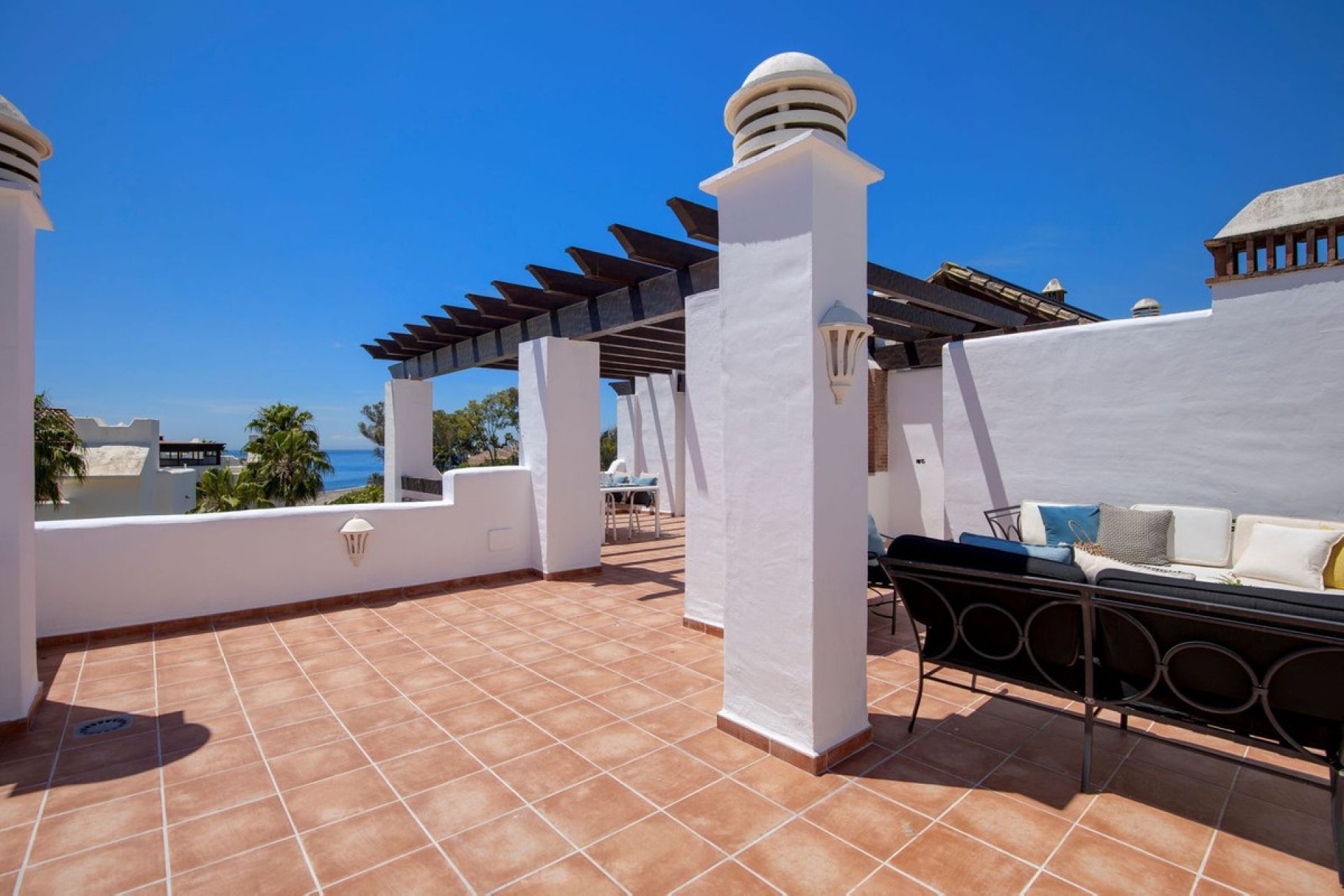 Resale - Apartment - Penthouse - Estepona - Estepona Centro