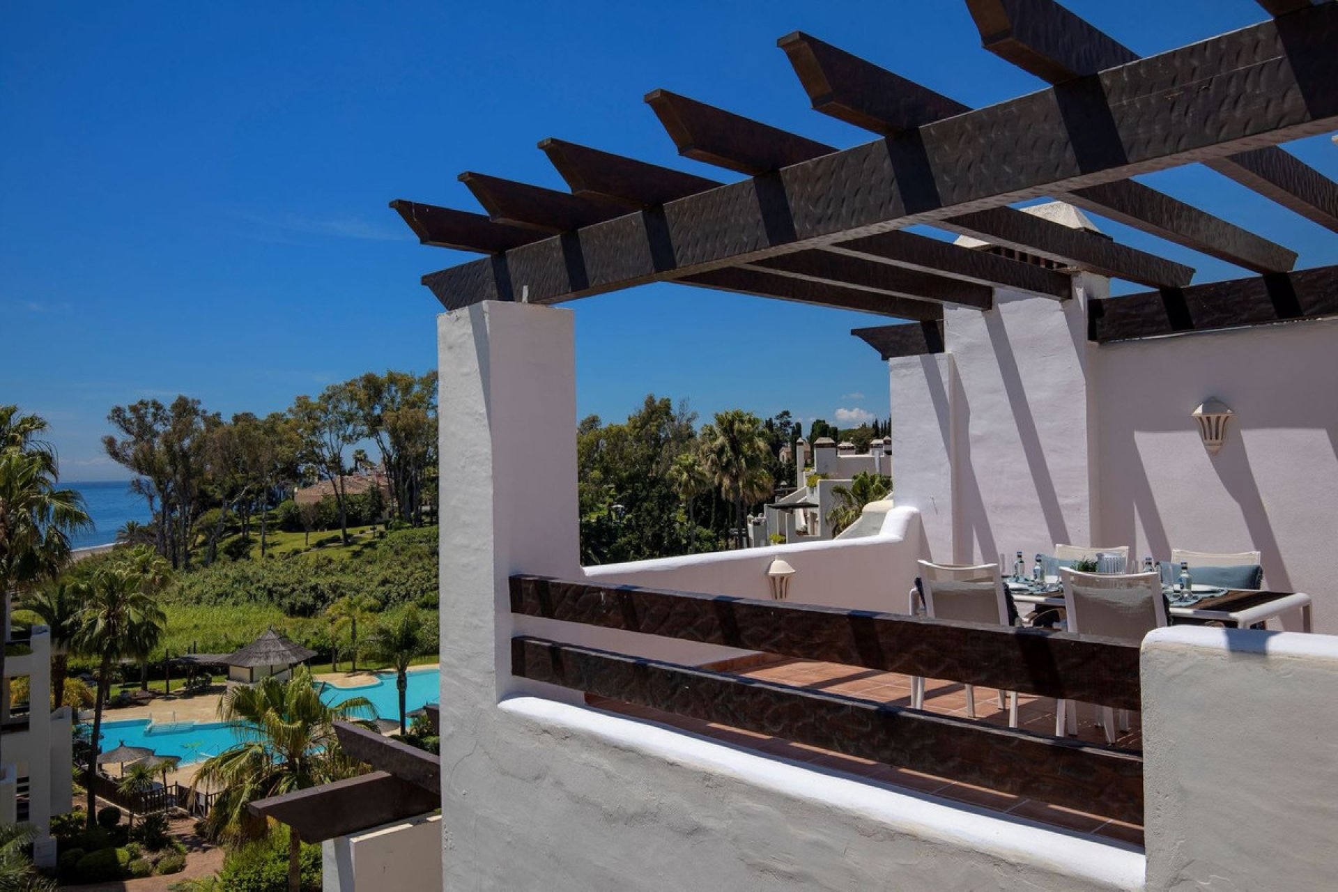 Resale - Apartment - Penthouse - Estepona - Estepona Centro