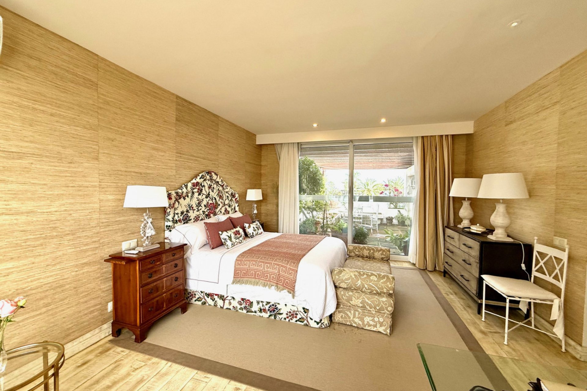 Resale - Apartment - Penthouse - Estepona - Estepona Centro