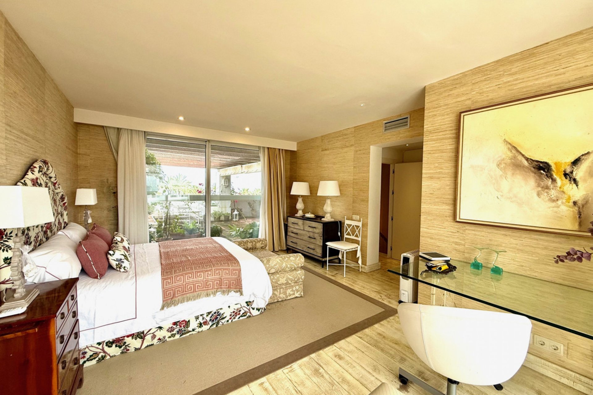 Resale - Apartment - Penthouse - Estepona - Estepona Centro