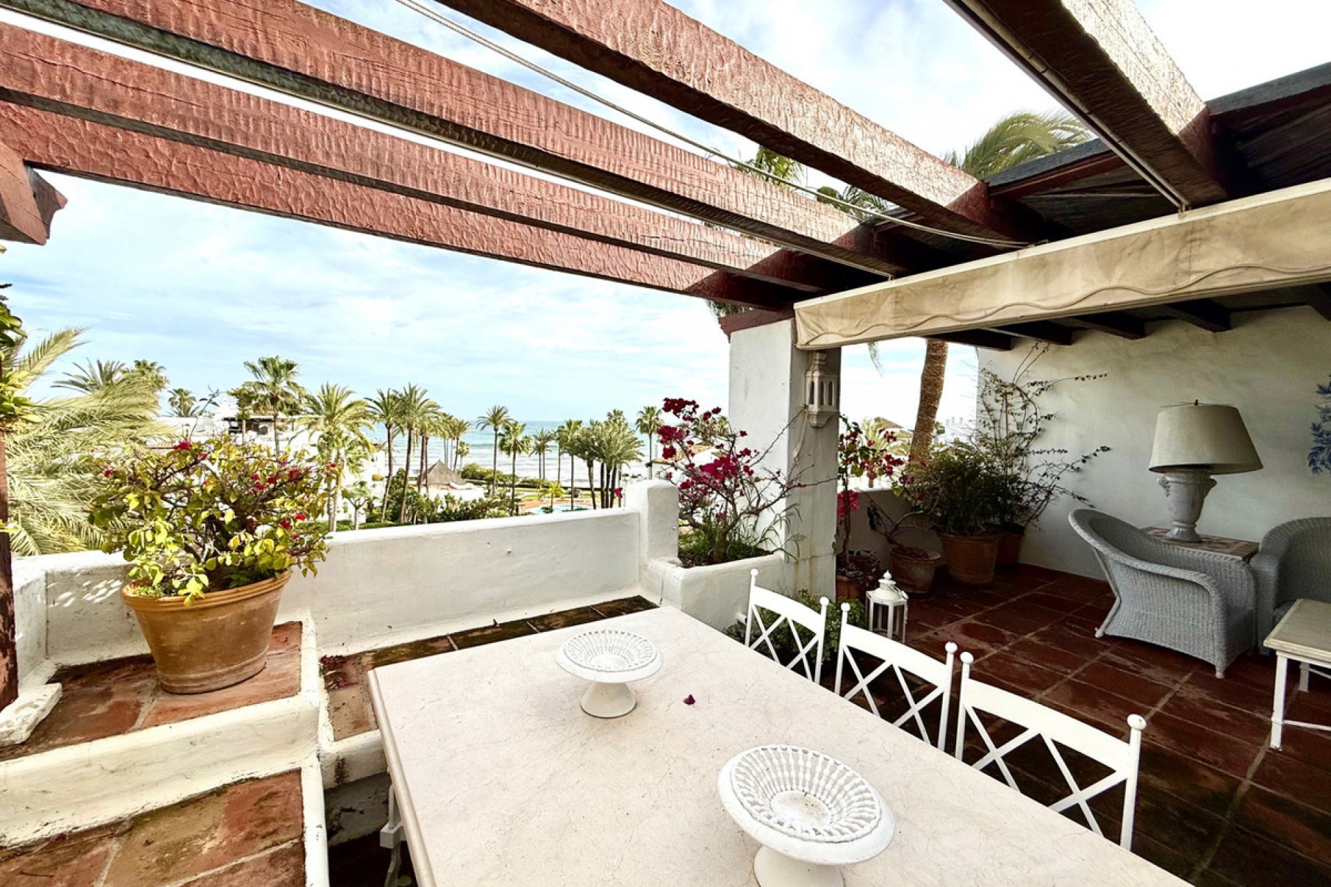 Resale - Apartment - Penthouse - Estepona - Estepona Centro