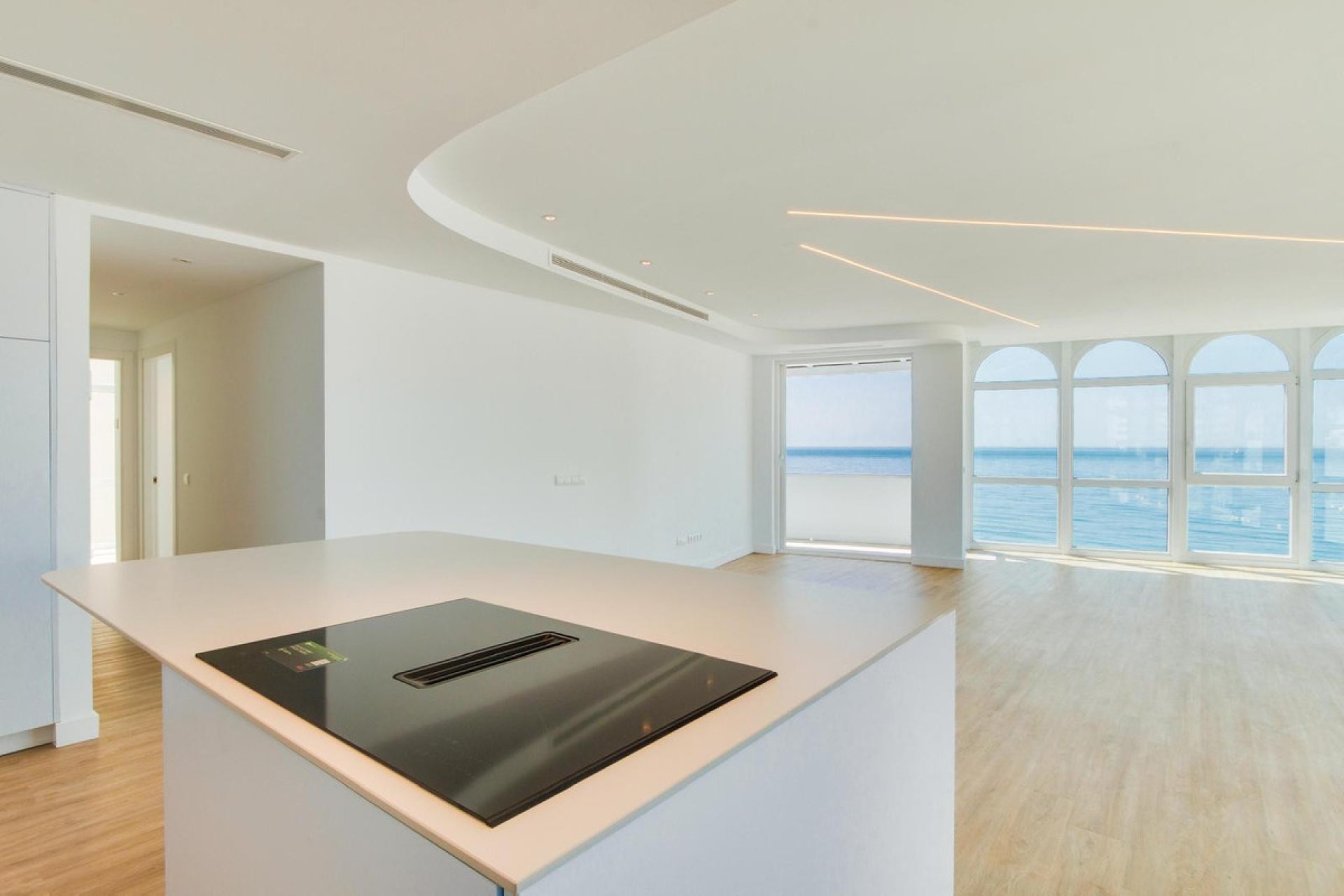 Resale - Apartment - Penthouse - Estepona - Estepona Centro