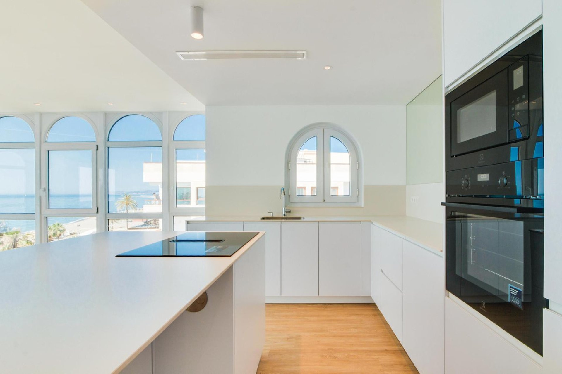 Resale - Apartment - Penthouse - Estepona - Estepona Centro