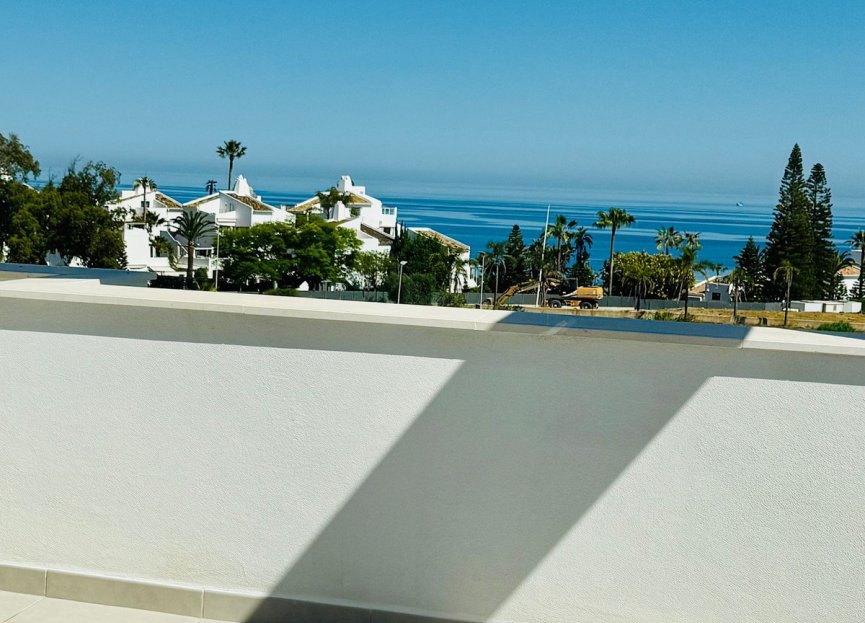 Resale - Apartment - Penthouse - Estepona - Estepona Centro