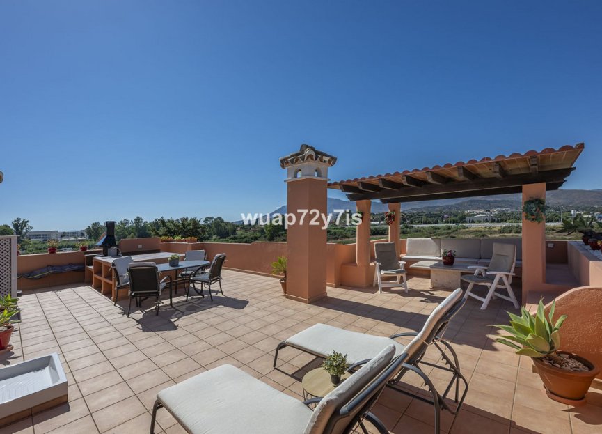Resale - Apartment - Penthouse - Estepona - Estepona Centro
