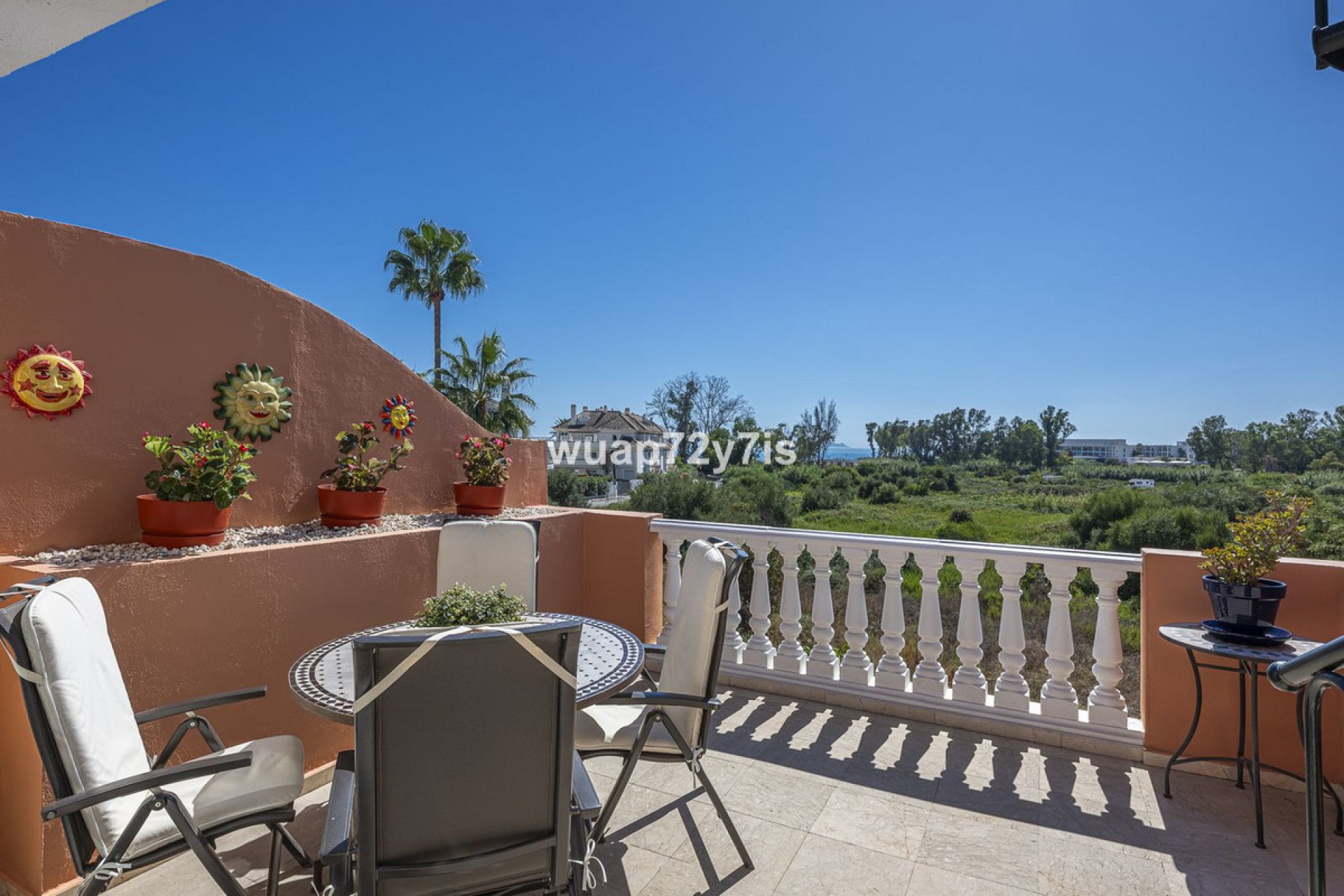 Resale - Apartment - Penthouse - Estepona - Estepona Centro