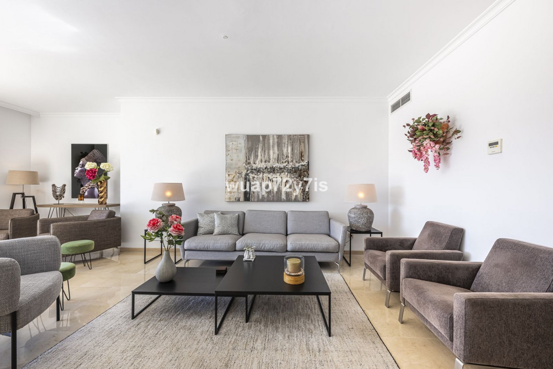 Resale - Apartment - Penthouse - Estepona - Estepona Centro