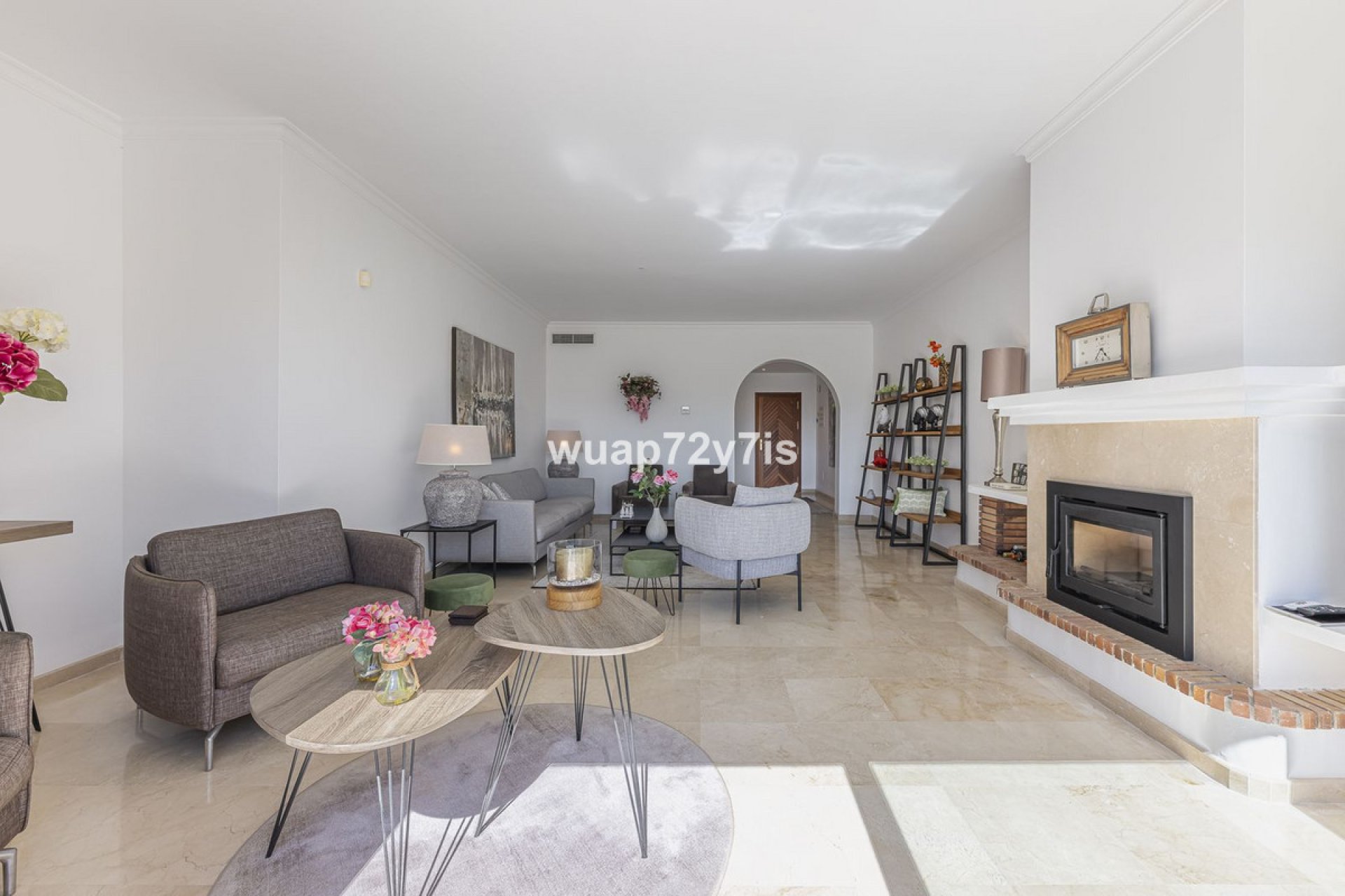 Resale - Apartment - Penthouse - Estepona - Estepona Centro