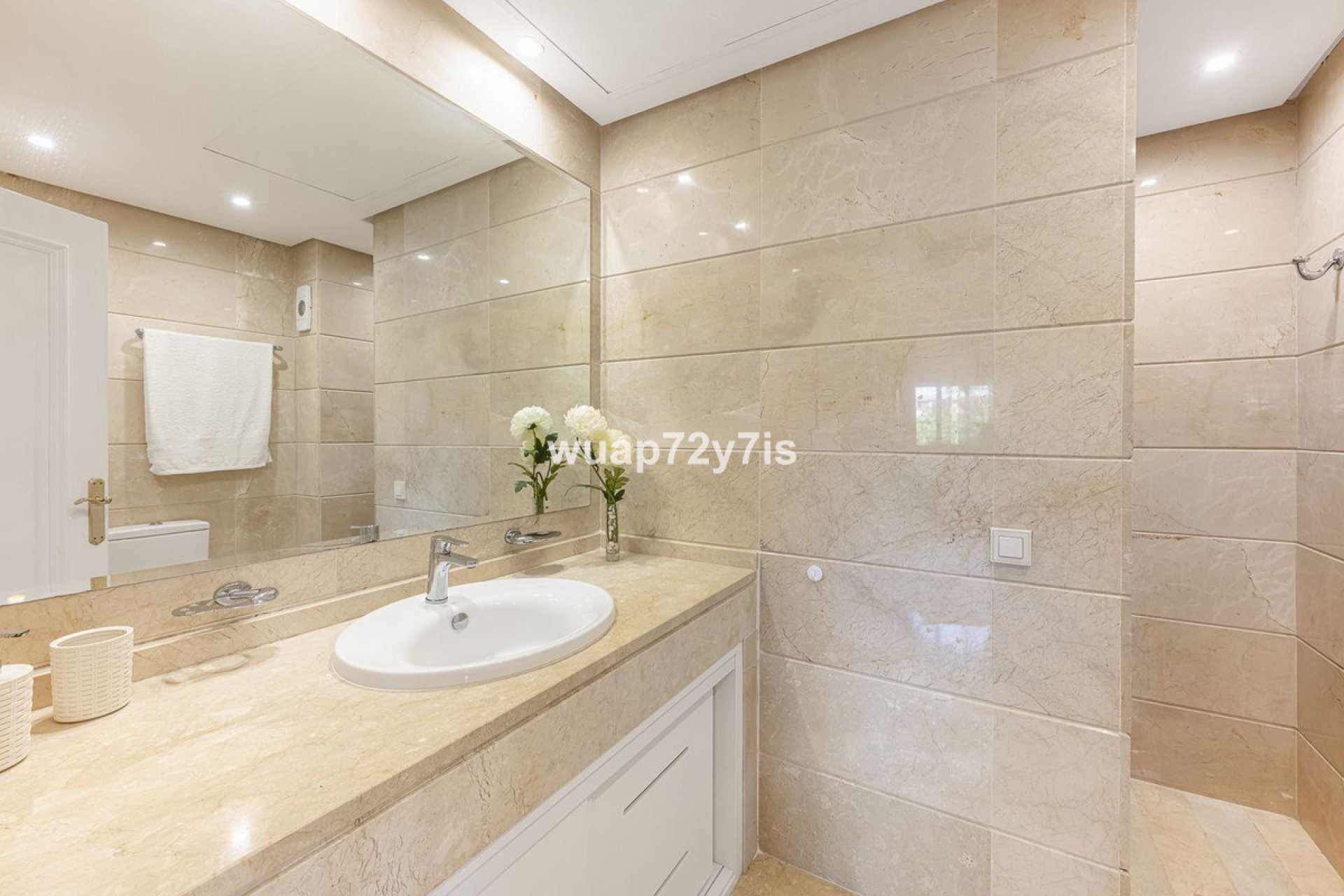 Resale - Apartment - Penthouse - Estepona - Estepona Centro